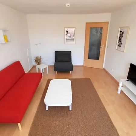 2-zimmer-traumwohnung: Schick * Hell * Ruhig * Grosse Raeume * Zentrumsnah شقة لبسيا
